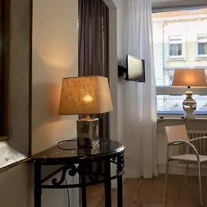https://dusseldorfer-domicil-media-harbour.dortmundhotels.net